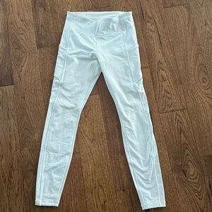 White Lululemon Leggings Size:6
